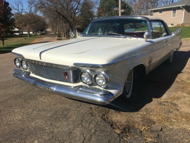Chrysler Imperial 1961 image number 11