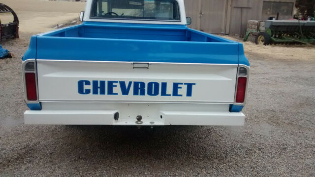 Chevrolet C-10 1971 image number 4