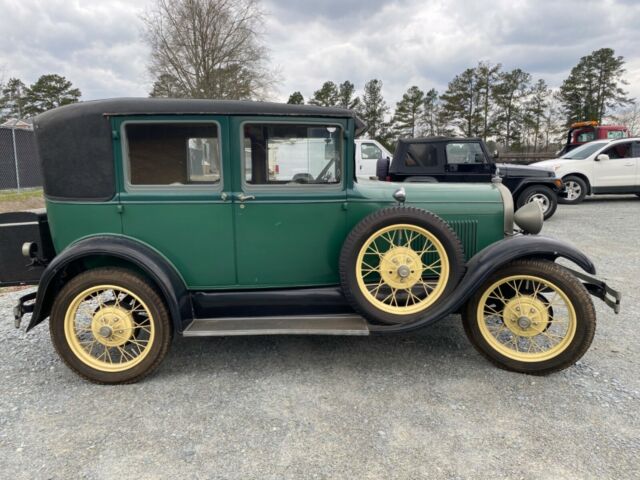Ford Model A 1930 image number 25