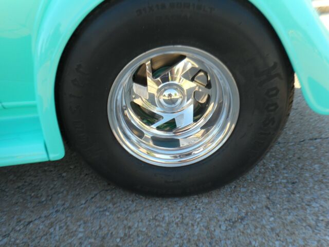 Chevrolet Chevy 1935 image number 17