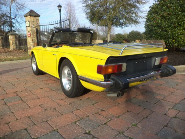Triumph TR-6 1975 image number 13