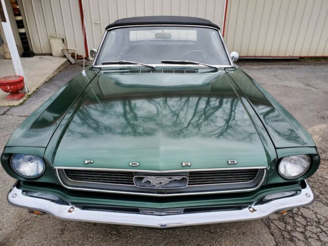 Ford Mustang 1966 image number 0