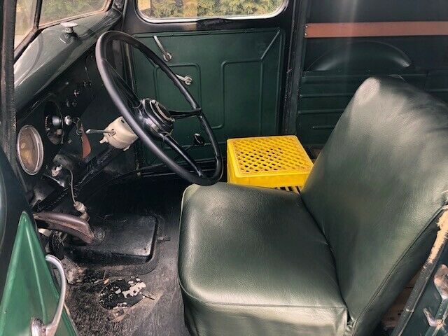 Ford Panel Delivery Truck 1939 image number 14