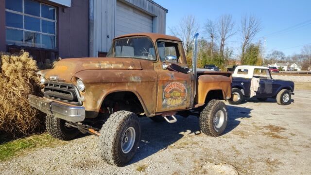 Chevrolet Pickup 1957 image number 10