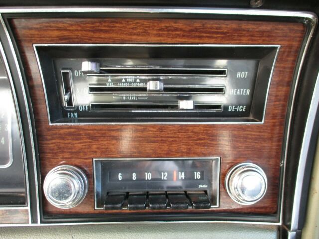 Chevrolet Caprice 1968 image number 13