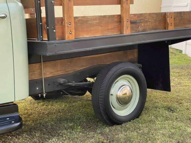 Ford F-100 1949 image number 11