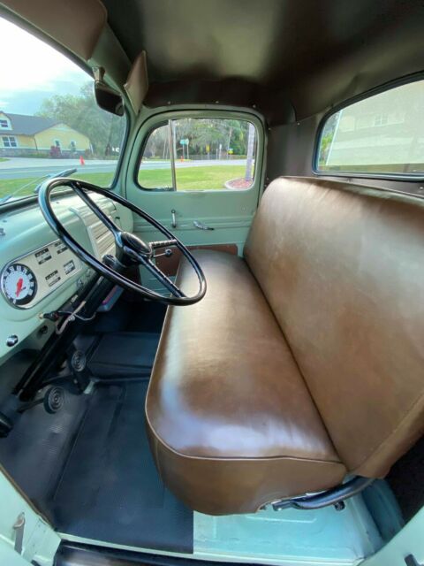 Ford F-100 1949 image number 17