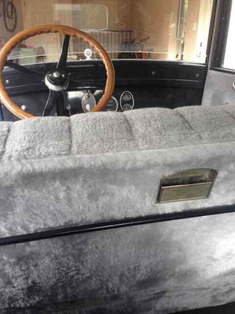 Chevrolet Capital 1927 image number 2