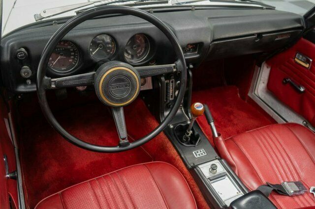 Datsun 2000 1969 image number 11
