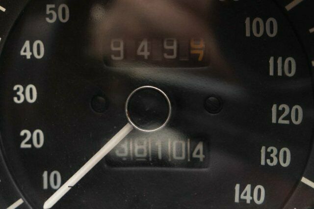 Datsun 2000 1969 image number 43
