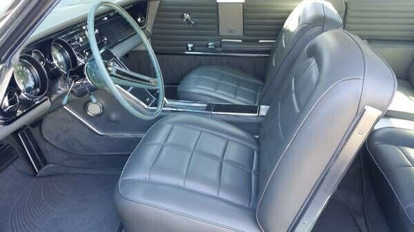 Buick Riviera 1965 image number 6