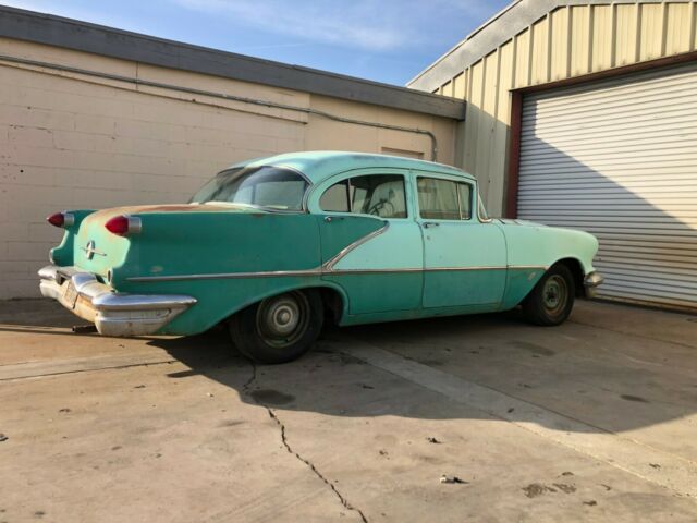 Oldsmobile Eighty-Eight 1956 image number 12