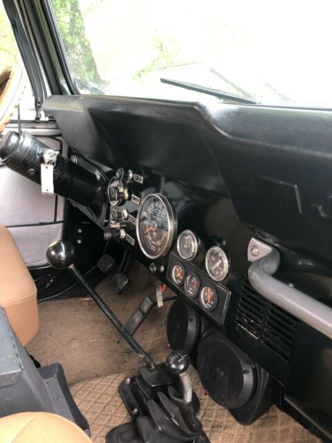 Jeep CJ 1974 image number 25