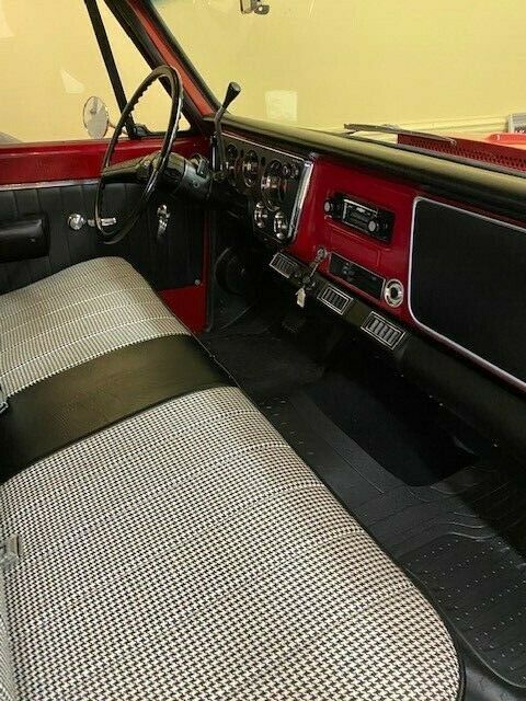 Chevrolet C-10 1967 image number 9