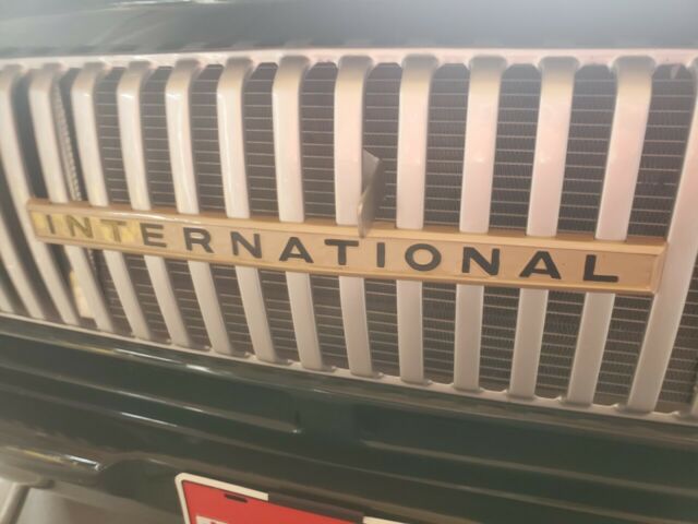 International Harvester 1200D 1965 image number 2