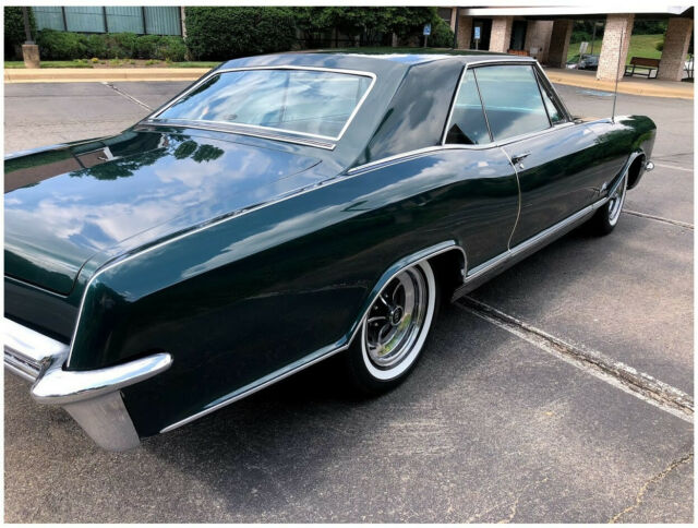 Buick Riviera 1965 image number 28