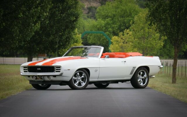 Chevrolet Camaro 1969 image number 2