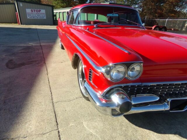 Cadillac DeVille 1958 image number 9