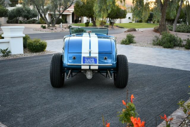 Ford Roadster 1932 image number 26