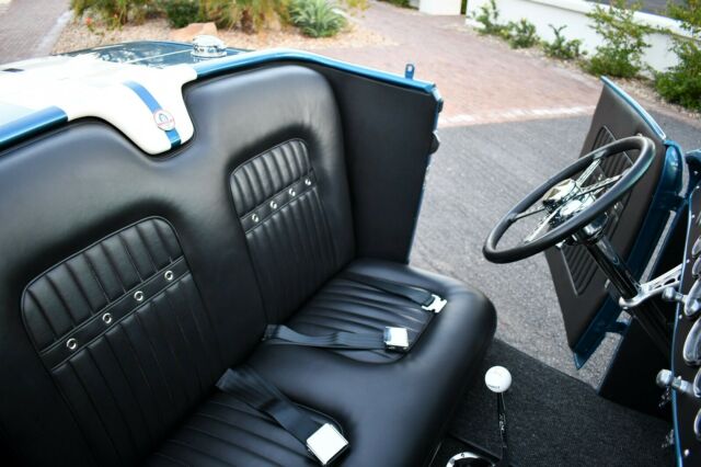 Ford Roadster 1932 image number 42