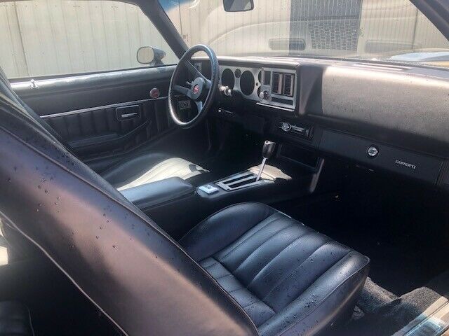 Chevrolet Camaro 1979 image number 12