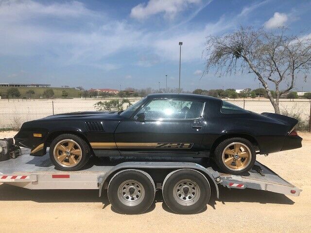 Chevrolet Camaro 1979 image number 2