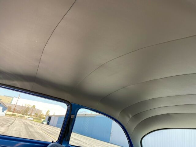Ford Crestline 1954 image number 31
