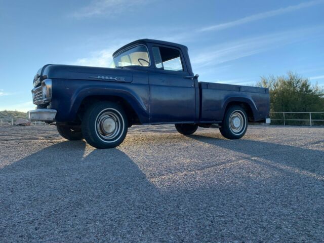 Ford F-100 1960 image number 0