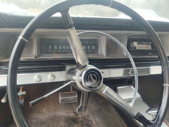 Chevrolet Impala 1966 image number 38