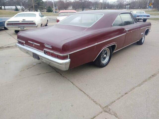 Chevrolet Impala 1966 image number 4