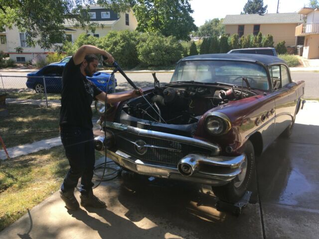 Buick Century 1956 image number 1