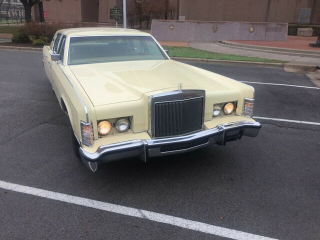 Lincoln Continental 1977 image number 3