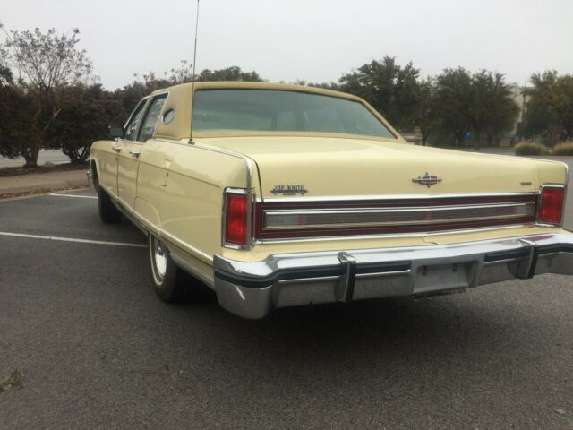 Lincoln Continental 1977 image number 5