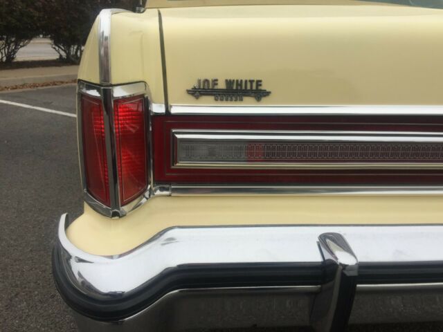 Lincoln Continental 1977 image number 6