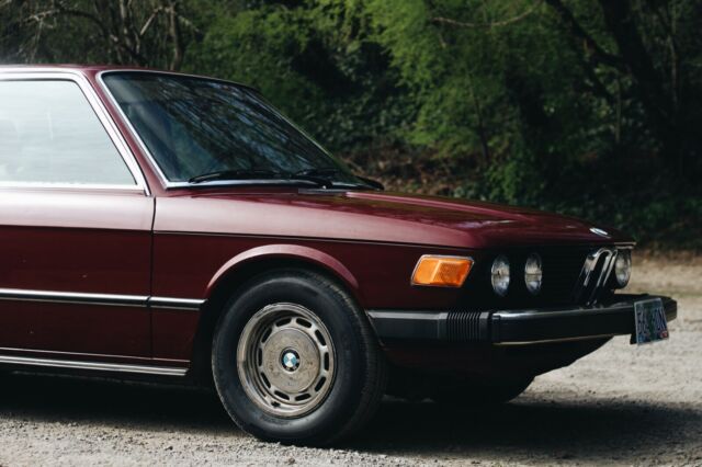 BMW 5-Series 1976 image number 17