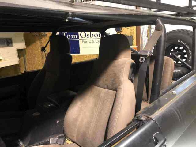 Ford Bronco 1977 image number 6