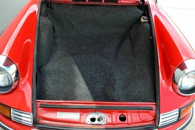 Porsche 911 E COUPE 1969 image number 16