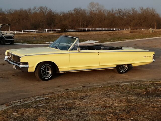 Chrysler Newport 1965 image number 16