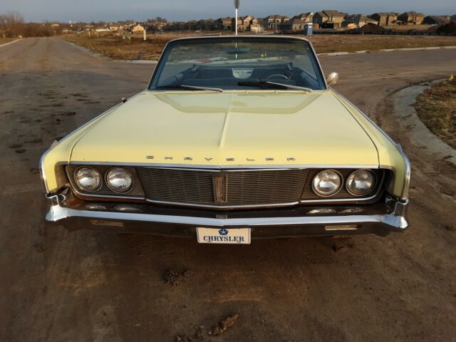Chrysler Newport 1965 image number 19