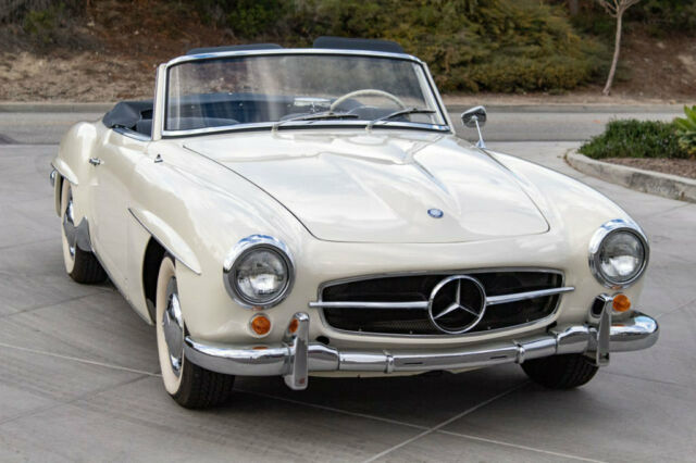 Mercedes-Benz 190-Series 1959 image number 1