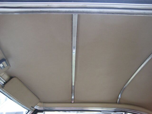 Cadillac Series 62 1949 image number 21