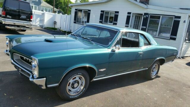 Pontiac GTO 1966 image number 0