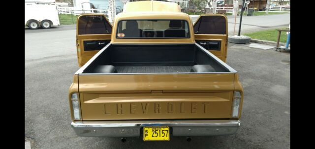 Chevrolet C-10 1970 image number 7