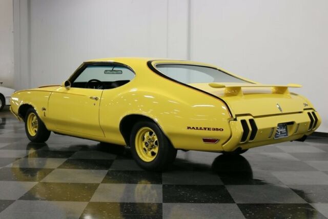 Oldsmobile Cutlass 1970 image number 9