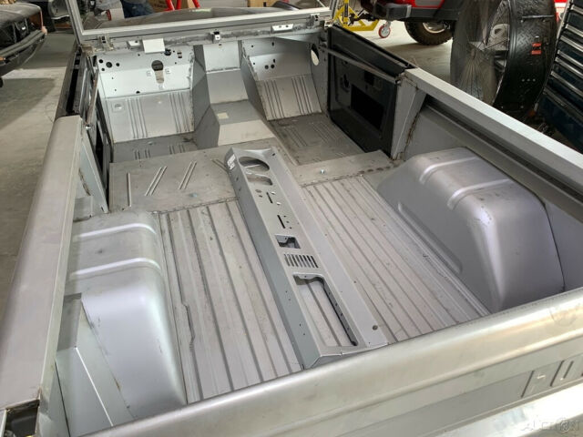Ford Bronco 1977 image number 19