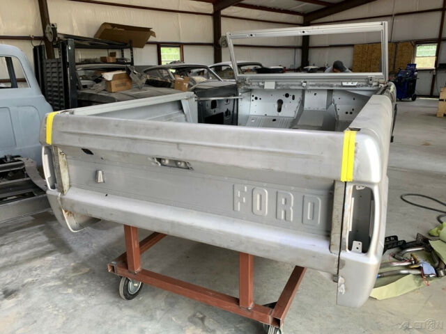 Ford Bronco 1977 image number 5