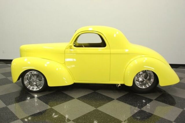Willys Coupe 1941 image number 2