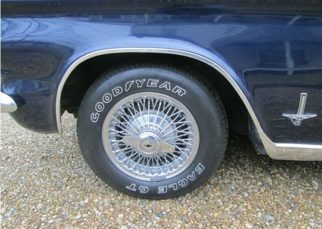 Chevrolet Corvair 1964 image number 18