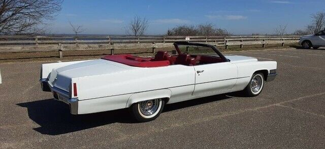 Cadillac DeVille 1970 image number 7