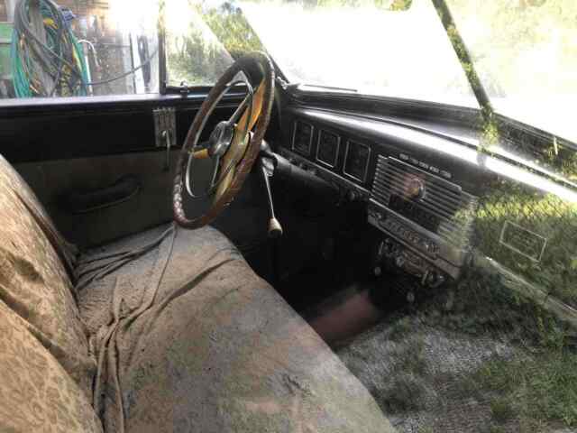 Dodge Coronet 1949 image number 22